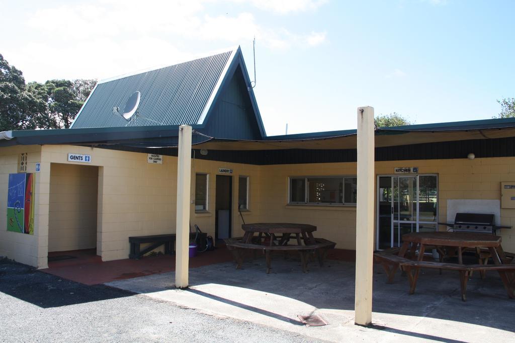 Baylys Beach Holiday Park Extérieur photo